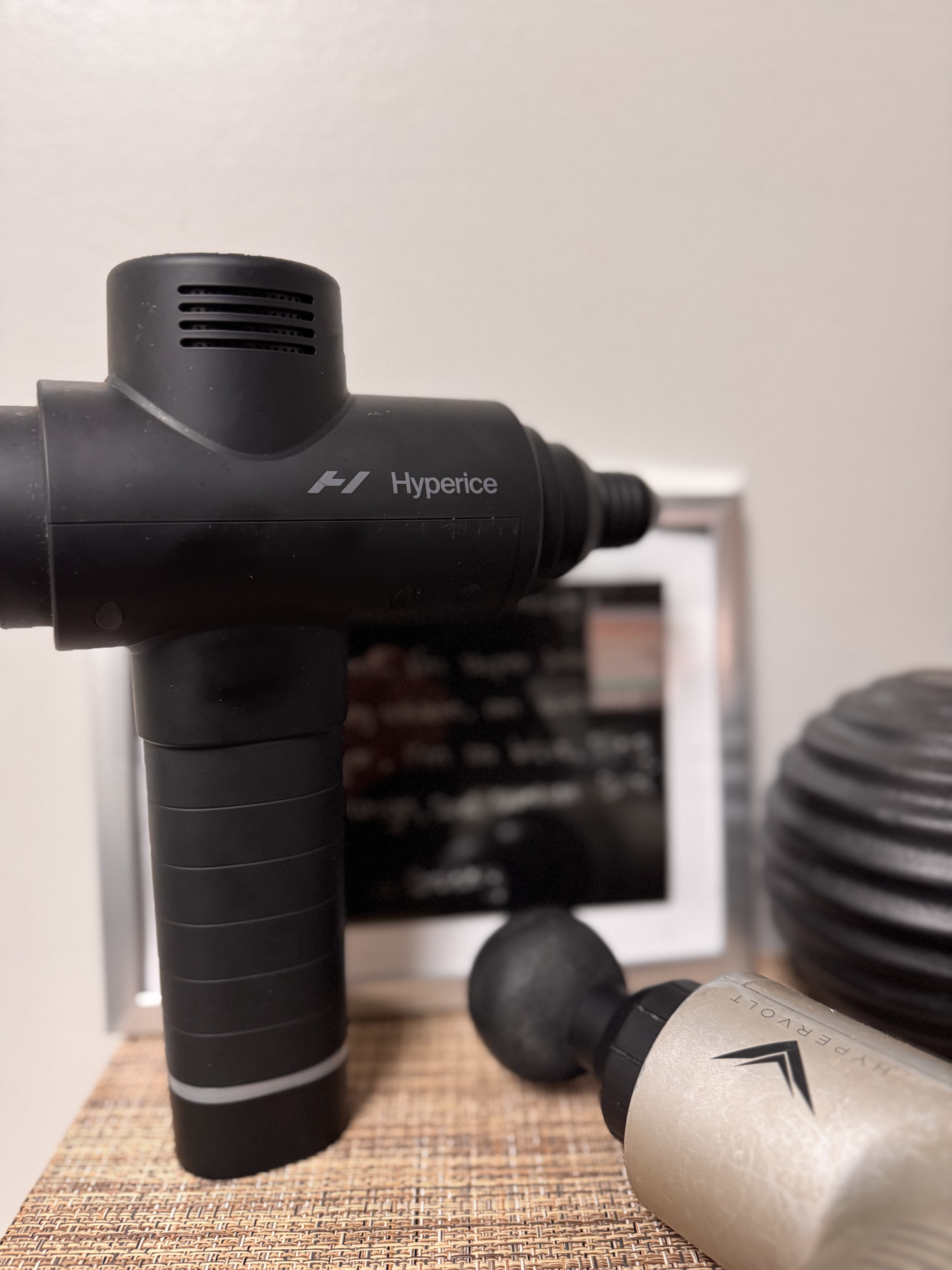 HYPERICE MASSAGE GUN